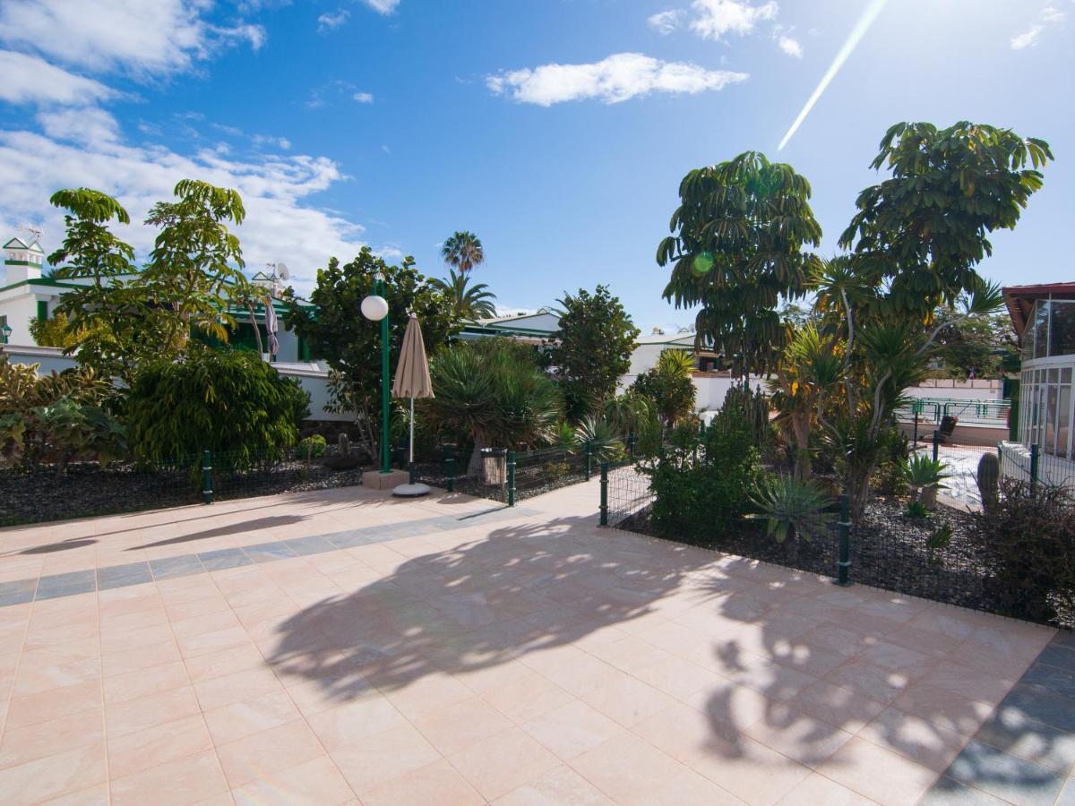 Bungalow Campo De Golf San Bartolome Bagian luar foto